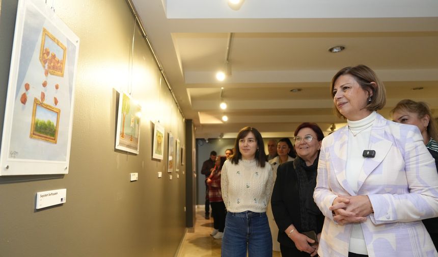 “Küllerinden Doğan Umut” sergisi ziyarete açıldı