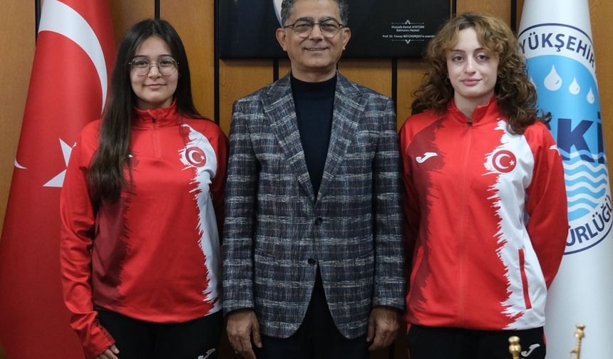 Eskişehir'in milli yüzücülerinden olimpiyat öncesi ziyaret