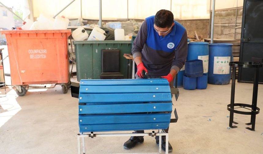 Plastik atıklar çöp kovasına dönüşüyor