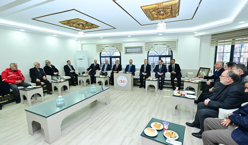 Vali Aksoy STK temsilcileriyle bir araya geldi