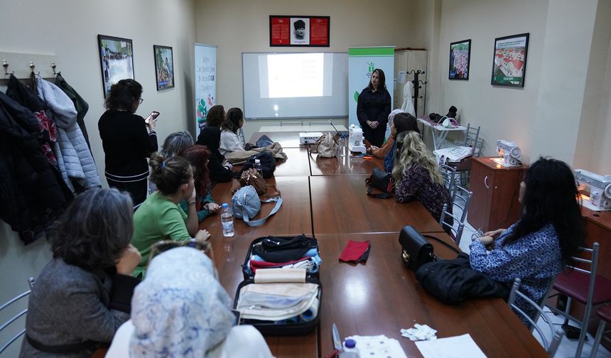 İklim değişikliğiyle mücadele kadınlara anlatılıyor