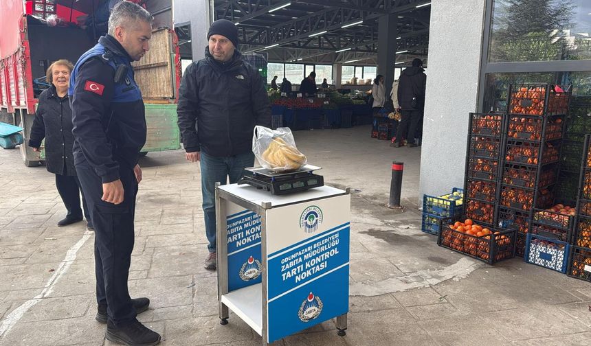 Zabıtadan halk pazarına elektronik tartı denetimi