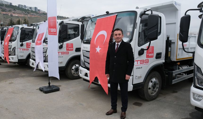 Sivrihisar Belediyesi araç filosuna iki yeni kamyon ekledi