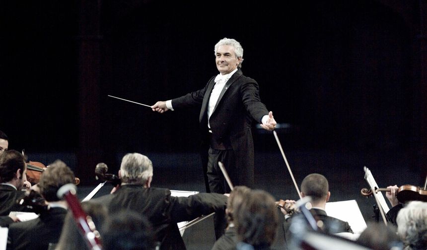 Gürer Aykal Orkestra Şefliği Yarışması'na yoğun ilgi