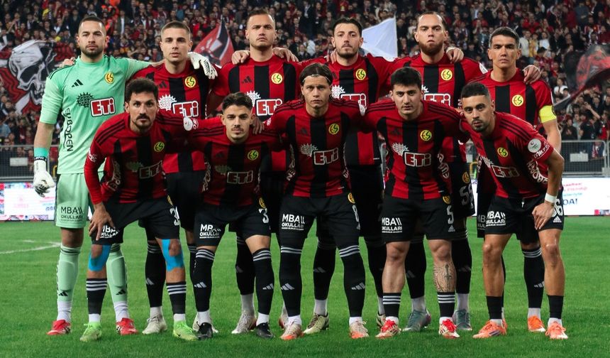 Şimşeklerden sevindiren galibiyet