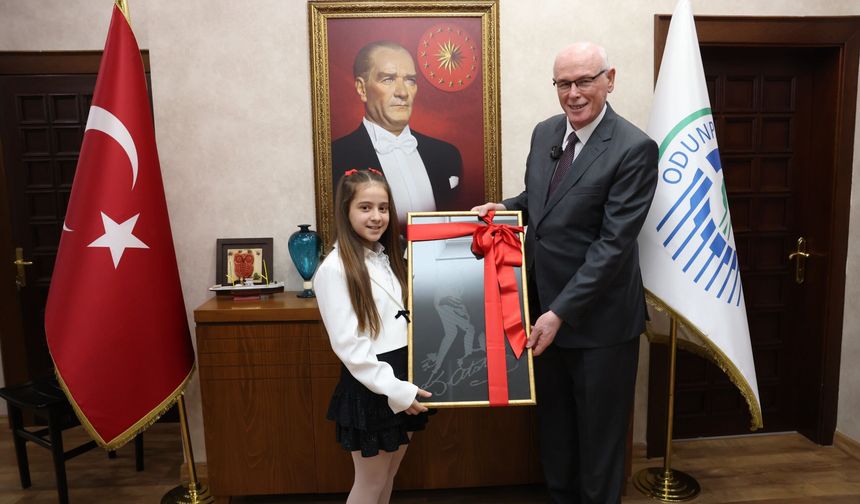 Odunpazarı'nda 23 Nisan geleneği sürdürüldü