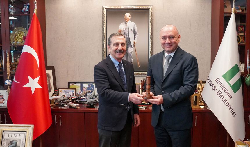 Tarık Balyalı'dan Başkan Ataç'a ziyaret