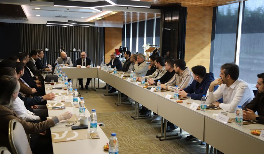 TURSİD Elektrik-Elektronik Tesisler Komisyonu Eskişehir'de toplandı