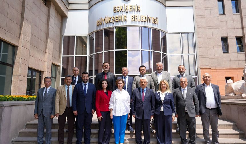 Esnaf ve Sanatkârlar Odaları Birliği'nden Başkan Ünlüce'ye ziyaret