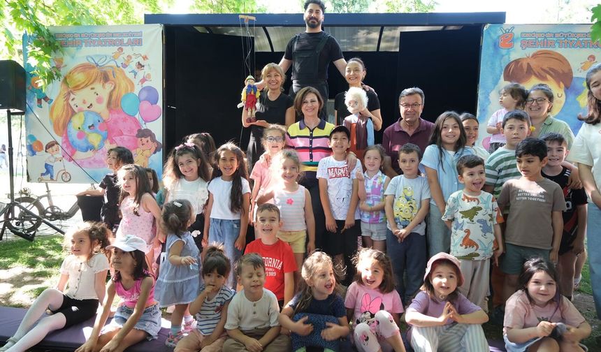 Pinokyo mahallelerde çocuklarla buluştu