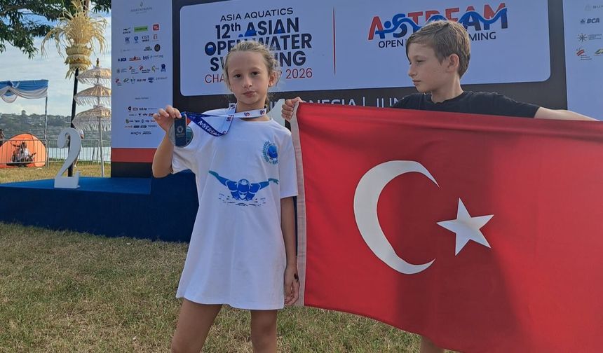 Minik sporcu Zeynep, Endonezya'dan başarıyla döndü