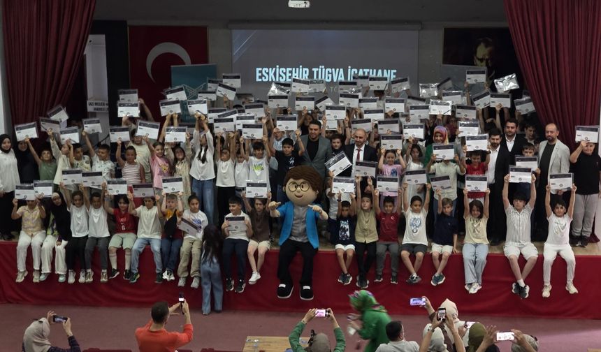 TÜGVA Eskişehir İcathane Atölyesi öğrencilerini mezun etti
