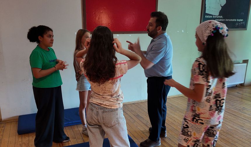 Yaz kursları miniklerin gelişimine katkı sağlıyor