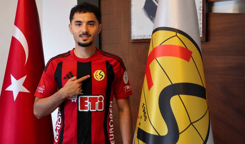 Mert Başer, Eskişehirspor'da devam edecek