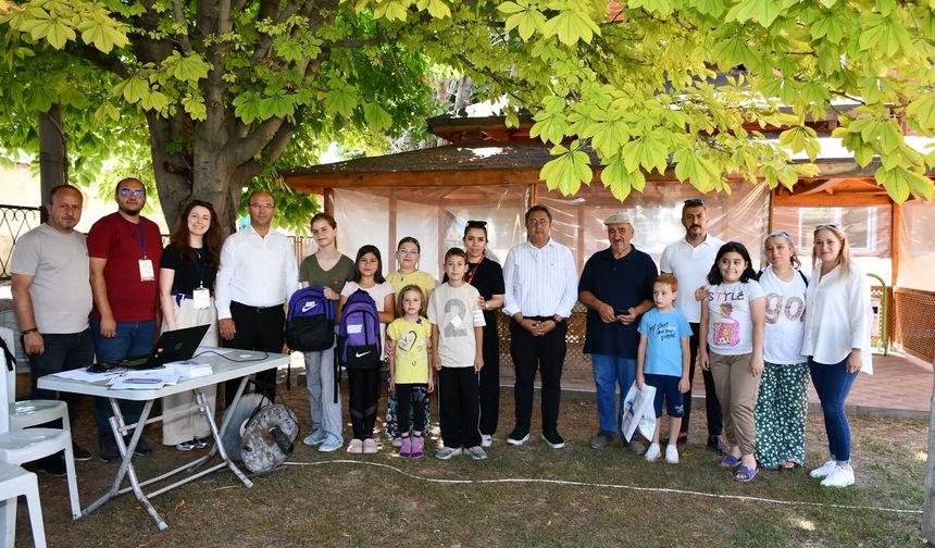 Kırsaldaki öğrencilere eğitim destekleri dağıtılmaya başladı