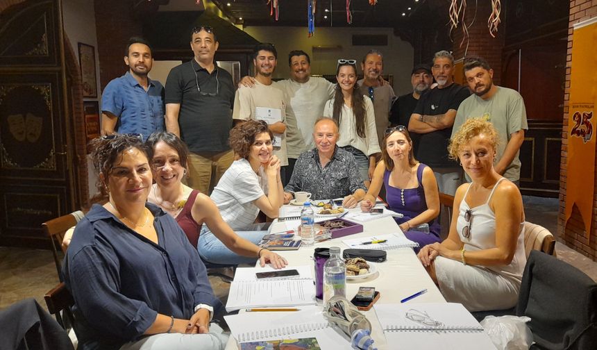 'Karanlıktan Bahsetmek Yok'un provaları başladı
