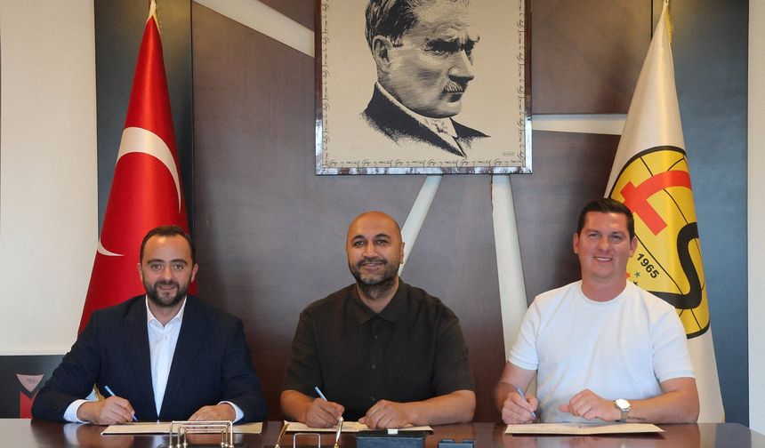 Eskişehirspor Basketbol Akademisi için imzalar atıldı