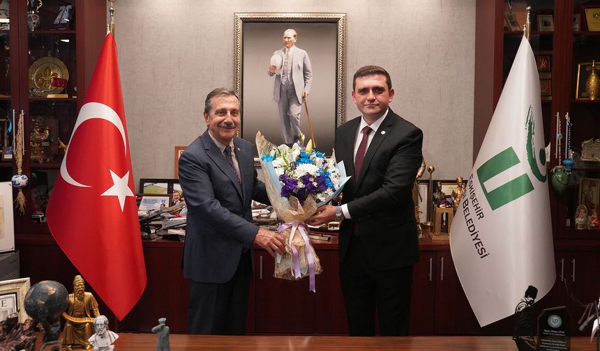 Yeni Parti Tepebaşı Yönetimi, Başkan Ataç'ı ziyaret etti