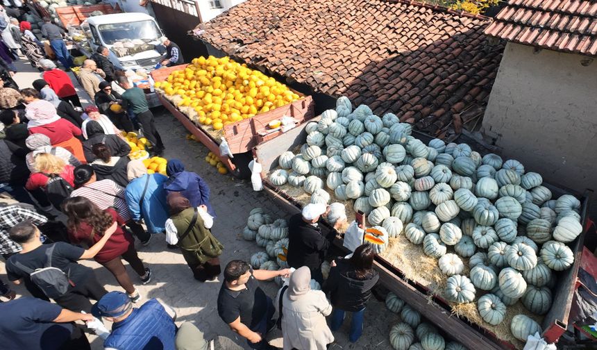 4. Kızılinler Bal Kabağı Panayırı binlerce kişiyi ağırladı