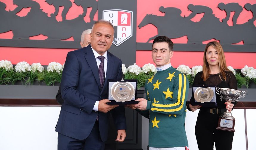 Eskişehir Sanayi Odası Koşusu İngiliz tayları mücadele etti