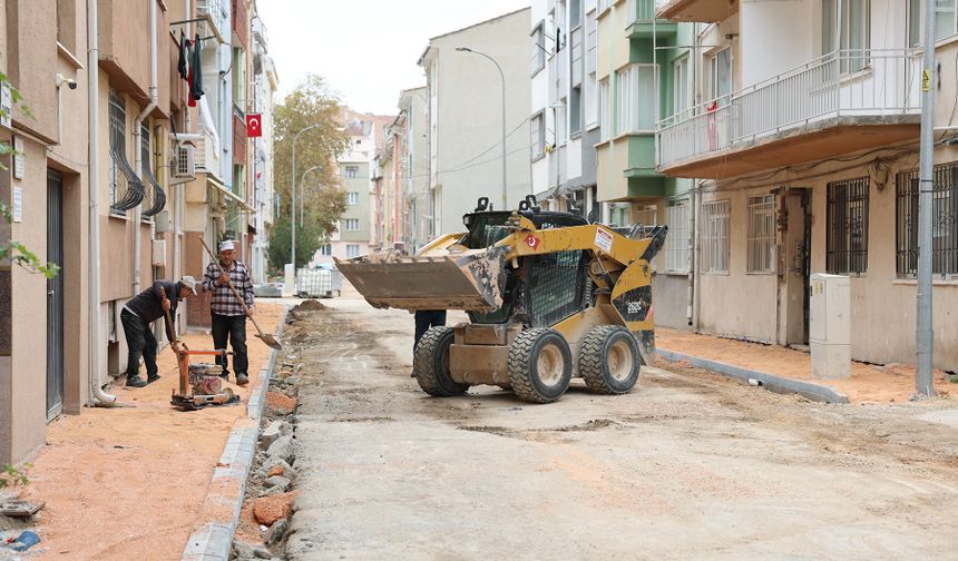 Başkan Ataç, Şeker ve Işıklar mahallelerindeki çalışmaları inceledi