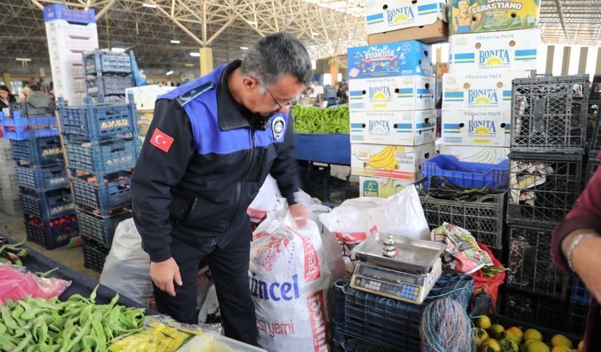 Semt pazarlarında hileli tartı denetimi