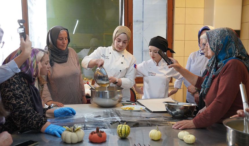 Üretici kadınlar coğrafi işaretli bal kabağı ile yeni lezzetler hazırladı