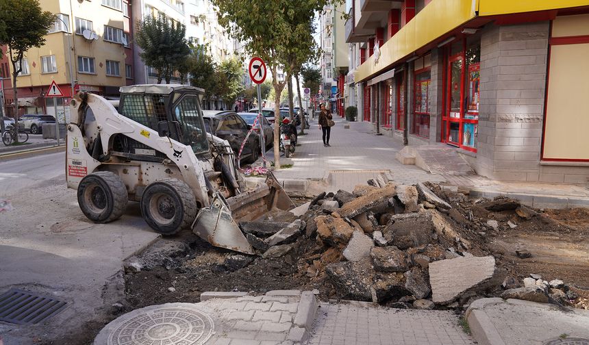Yenimahalle’de asfalt öncesi hazırlık çalışmaları başladı
